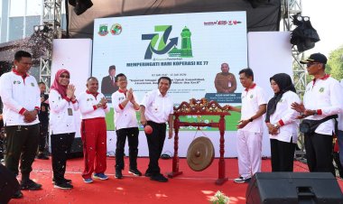 Pj Gubernur Banten Al Muktabar Tekankan Bank Banten Harus Dukung Koperasi dan UMKM