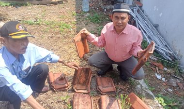 Pekerjaan Pemeliharaan Pembangunan Gedung Untuk Pelayanan Pajak Daerah (Eks) Gedung KPU DiDuga Memakai Material Bekas Dan Tak Sesuai Spek.