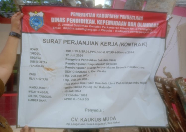 Pembangunan Ruang Perpustakaan SDN 1 Cibarani Kecamatan Cisata Diduga Asjad Dan Dikeluhkan Pihak Sekolah.