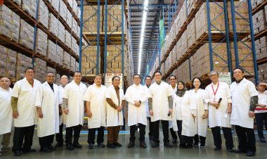 Pj Gubernur Banten Al Muktabar Hadiri Pelepasan Ekspor Produk Makanan Ke 15 Negara Tujuan