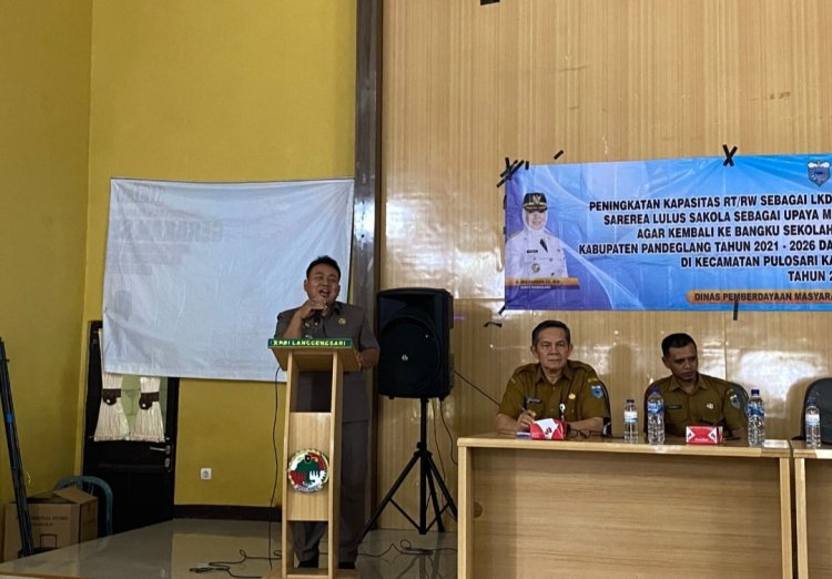 Pemerintah Kecamatan Pulosari Kabupaten Pandeglang Laksanakan Pembinaan Peningkatan Kapasitas RT/RW Sebagai LKD