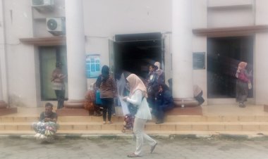 Diduga Ada Main, Jam 8 Pagi Sudah Kehabisan Formulir E-KTP, DPC GWI Pandeglang Akan Laporkan Pegawai DISDUKCAPIL Yang Lakukan Kongkalingkong Dengan Calo