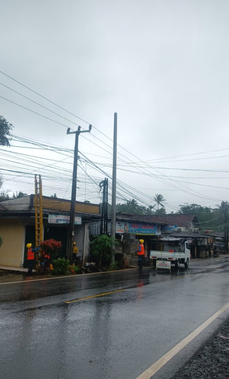 Masyarakat Desa Karyabuana Kecamatan Cigeulis Kabupaten Pandeglang Apresiasi  kinerja PLN.