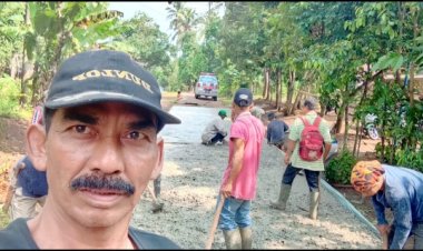 Desa Banjar Sari Kecamatan Cileles Telah Selesai Mengerjakan Jalan Rabat Beton Sumber Dana APBDES 2025.