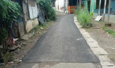 Diduga Pelaksanaan Hotmix Di SDN 03 Kelurahan Sindang Mulya Kecamatan Cikupa Dikerjakan ASJAD Dan Tak Sesuai Spek.