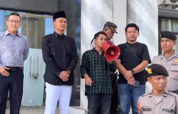 DPC GAM Pandeglang, Lakukan Aksi Unras Terkait Peraturan Masa Jabatan 115 PJS Kades Se Pandeglang, Yang Diduga Cacat Hukum