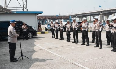 Kakorlantas Pantau Kondisi Lalin Tol Trans Jawa di Masa Long Weekend