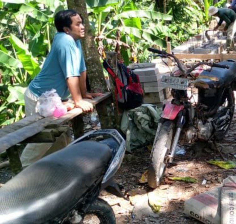 Kepala Desa Cimanis Kecamatan Sobang Diduga Alergi Wartawan Dan Mark Up Anggaran Pembangunan Tugu Perbatasan Desa.