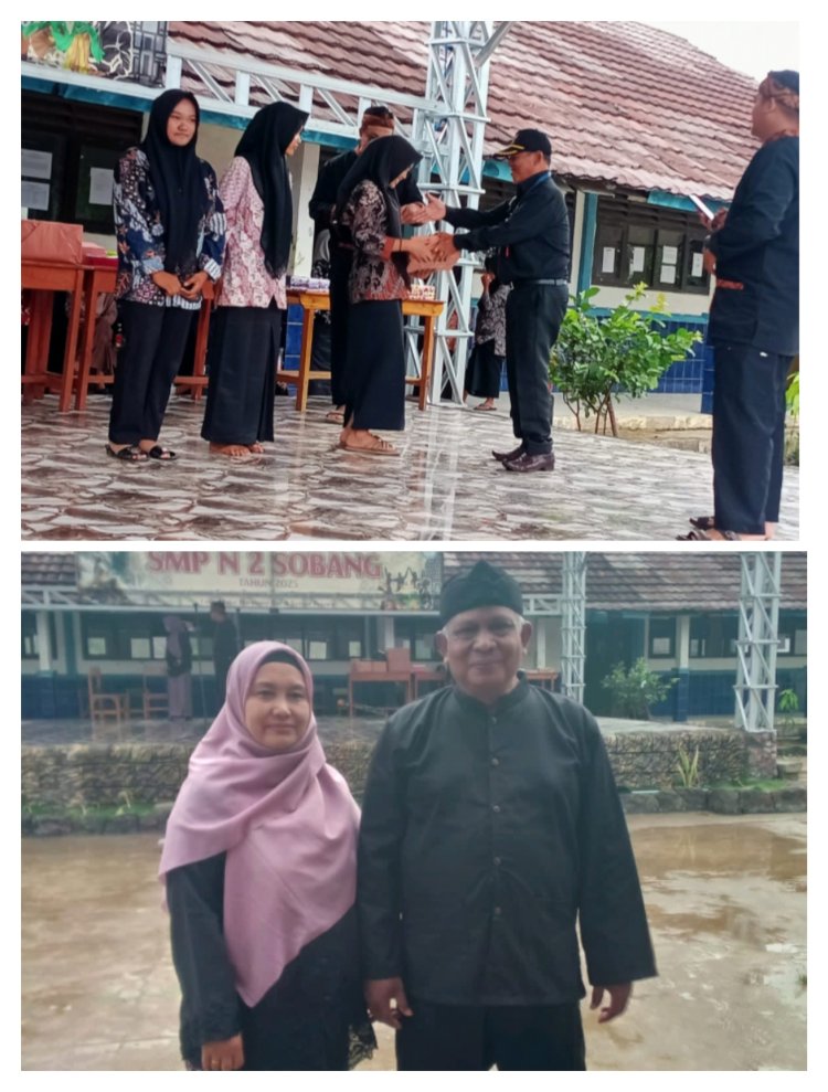 Ketua BHH GIB Menghadiri Acara Kenaikan Kelas SMPN 2 Sobang Dan Menyerahkan Hadiah Ke Siswa Juara Kelas