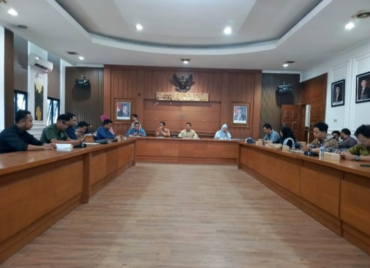 Diduga Tak Lengkapi Izin,CV. GSM Peternakan Dan Karantina Sapi Impor di Mekarsari-Panimbang di audensi JPMI