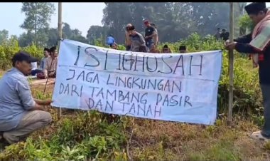 Warga Cikasantren Desa Pagintungan Gelar Istighosah dan Aksi Damai Tolak Galian Tanah Merah Cilalay