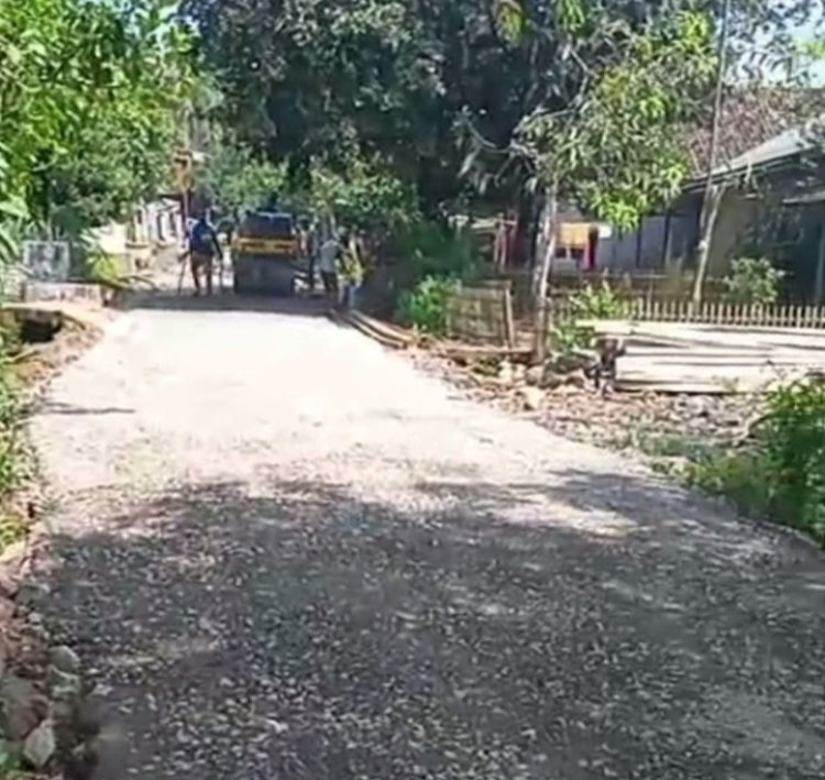 GWI Kecam Minimnya informasi Publik Terkait Pembangunan Perawatan Jalan Desa Cikalong-Cibitung.