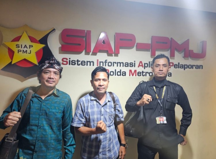 Orang Tua Korban Dugaan Gantung Diri Bersama Kuasa Hukum Datangi Polda Metro Jaya