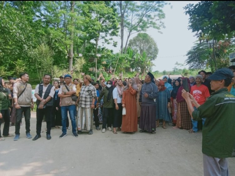 Diduga Dampak Pengiriman Sampah Dari Tangerang Ke Pandeglang Di Keluhkan Warga