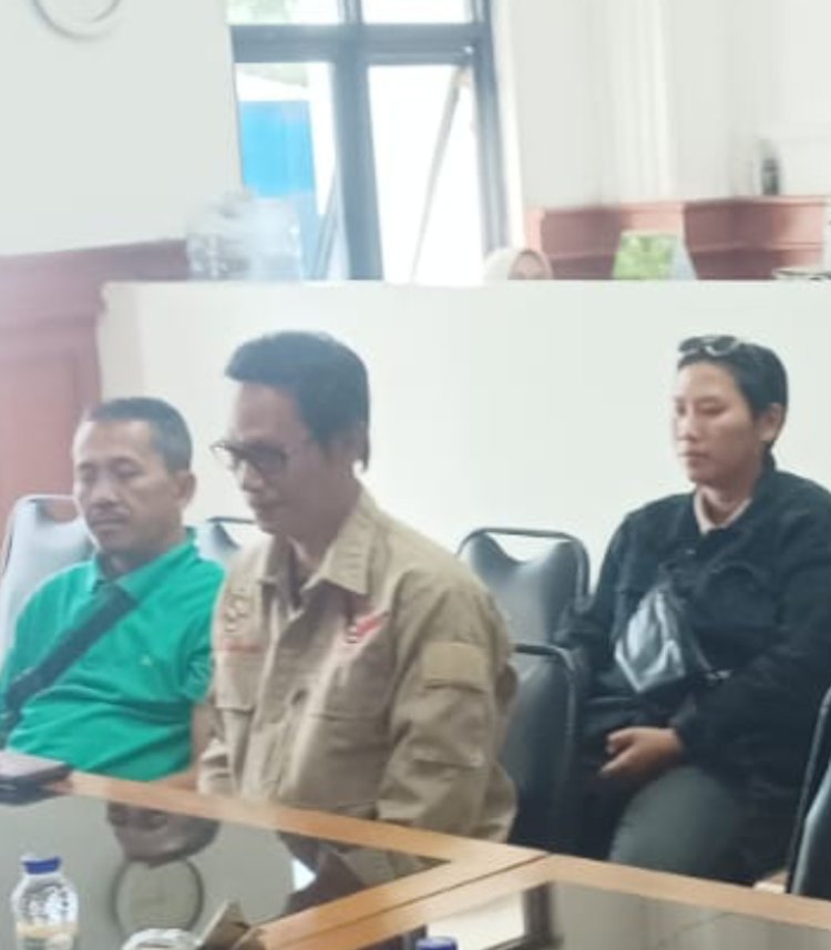 DPRD Pandeglang Komisi I Gelar Konferensi Pers Dan Klarifikasi Dugaan Tower BTS Tak Berizin