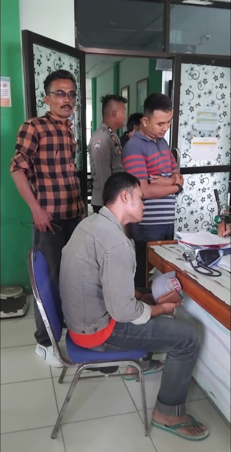 Pertandingan Sepakbola Antar Kampung Di Desa Pondok Panjang, Kecamatan Cihara Berakhir Ricuh.