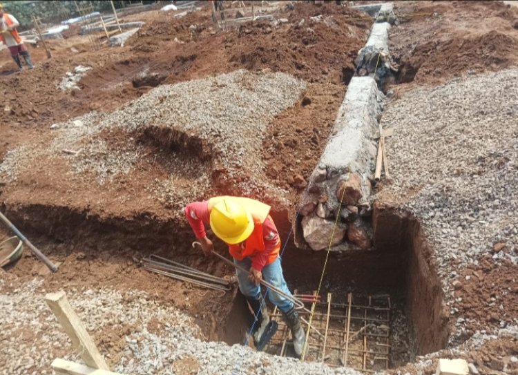 Ini Ucap Kepsek terkait Dugaan Revitalisasi Gedung Sekolah SMKN 16 Pandeglang Diduga Tak Sesuai Kontruksi Dan Pengurus Komite Disinyalir Oknum ASN Berstatus Kepala MTS.
