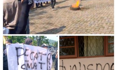 Aliansi Saketi Melawan Dan Masyarakat Lakukan Aksi Meminta Camat Saketi Mundur Dari Jabatannya.