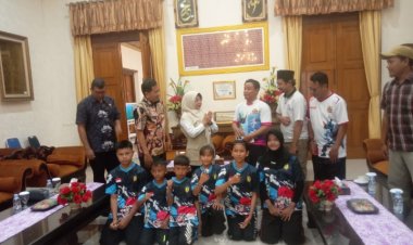 Bupati Pandeglang Support karateka Cilik Yang Berangkat Ke Senkaido Open Turnamen Piala KEMENPORA