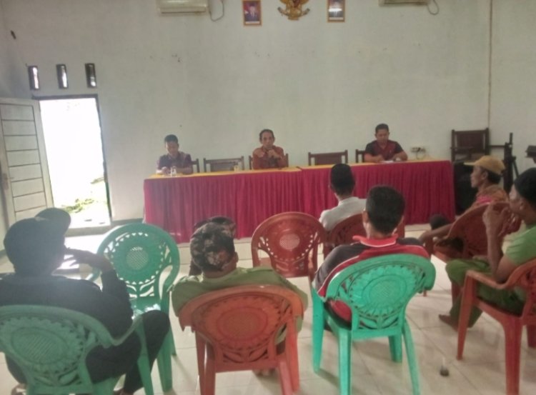 Kepala Desa Cibaliung Berikan Pembinaan kepada Gapoktan, Dukung Program Penanaman Jagung Nasional