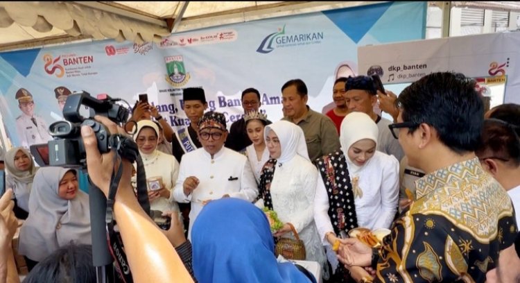 Meriahkan HUT Provinsi Banten ke 25, kampanye Gemar Ikan Bagikan 2000 Rice Rowi Udang Vaname Secara Gratis.