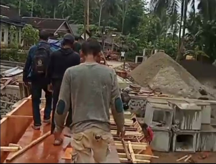 Prades Rancapinang Dan Muspika Cimanggu, Antisipasi Penyebrangan Anak Sekolah Dan Warga Di Jembatan Cegog