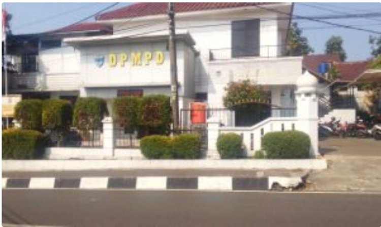 Klaim Kades Cikayas Janggal: 3 Bulan Dibayar, 7 Bulan Mandek di DPMPD?