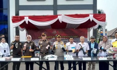 Ratusan Juta Barang Bukti Uang Palsu Dimusnahkan KEJARI Pandeglang Di Akhir Tahun 2025