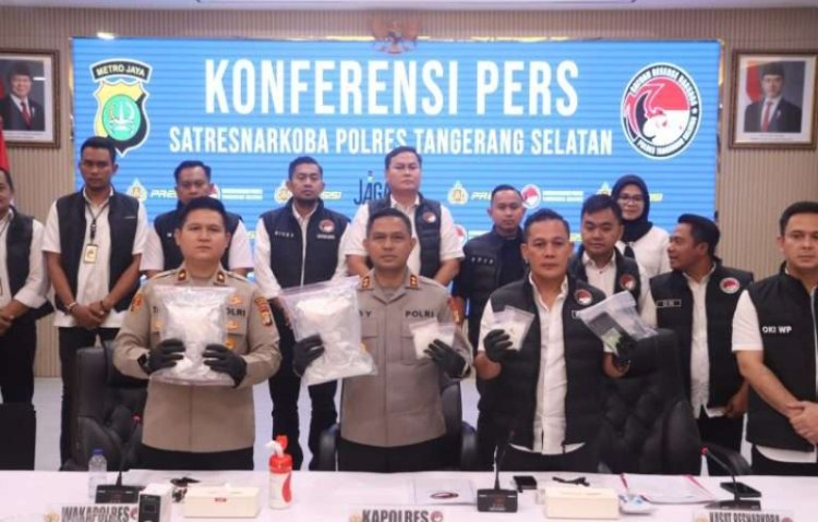 Satuan Reserse Narkoba Polres Tangerang Selatan  Berantas peredaran gelap narkotika. 