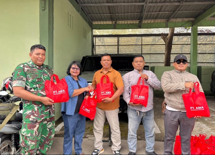 PT AMA ABADI MAKMUR ANUGERAH Memberikan Bantuan Sembako Pada Korban Banjir