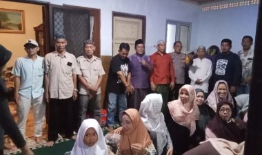 Keluarga Dulfarizal Chaniago Halalbihalal Dengan Para Kasepuhan di Pondok Aren Tangsel