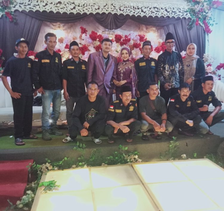 Silatuhrahmi Keluarga Besar Pendekar Banten, Sambil Menghadiri Resepsi Pernikahan Anak Dari Ketua JBB Cikeusik.