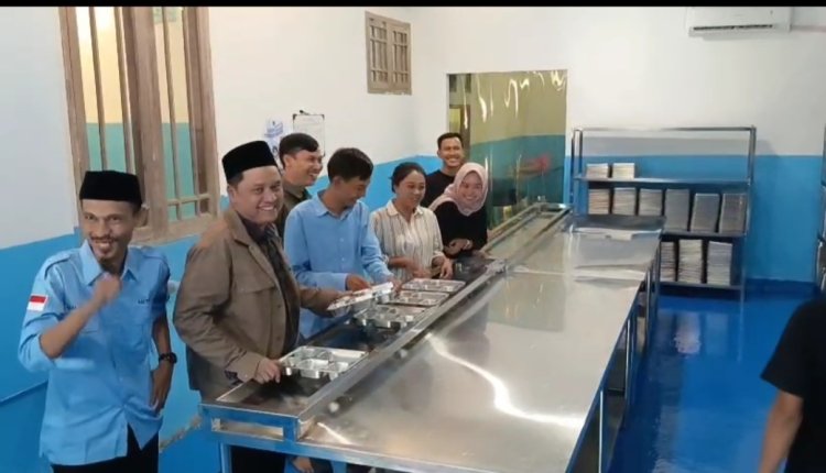 Jarang Ngator, Sekdes Cipicung Cikedal  Diduga Nyambi Jadi Mitra BGN di SPPG Manglid 02 Cibitung