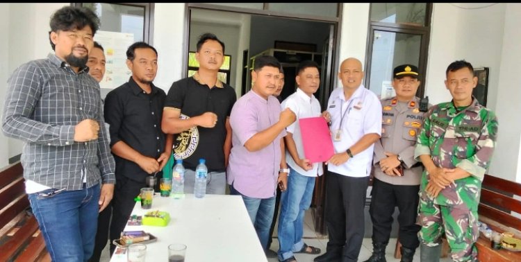 Dugaan Provokasi Stop Konservasi Gunung Pulosari + Pemerasan Pelaku Usaha + Rangkap Jabatan Kasek SDN Sukaraja 3. UU Tipikor Junto UU Desa Dilanggar