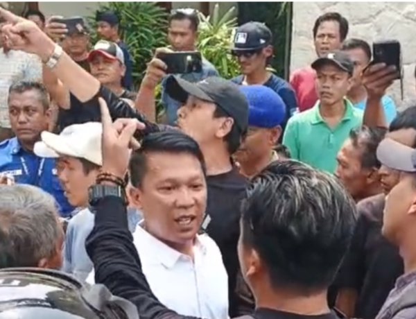 Pengurus KDMP Pandeglang Lakukan Aksi Unras Di Hotal Mutiara Carita, Tuntut Klarifikasi Anggaran Pelatihan Rp14,9 Juta per Desa Yang Dinilai Janggal