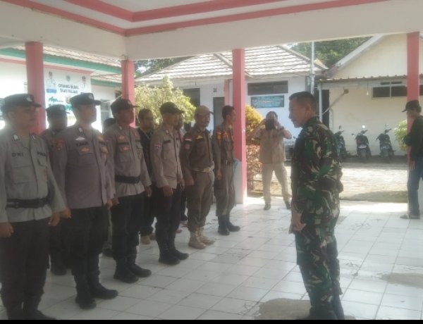 Sebanyak 40 Personil Polres Pandeglang, Berikan pengamanan Aksi Demo Soal Ipal Dapur MBG
