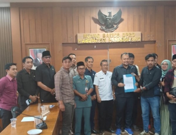 Forum KDKMP Pandeglang Desak DPRD Bentuk Pansus Dugaan Kisruh Anggaran Pelatihan Koperasi Desa Kelurahan Merah Putih 
