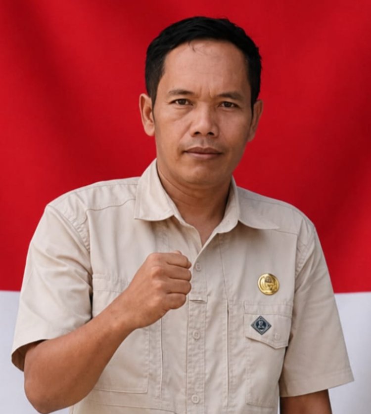 Kasitrantibum Kecamatan Wanasalam Monitoring Dan Sampaikan Langsung Himbauan Kepada Para Pedagang UMKM  Khusus Nya Di Pesisir Pantai Binuangeun.