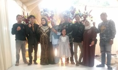 KELUARGA BESAR PS2M LEBAK BANTEN HADIRI RESEPSI PERNIKAHAN KELUARGA M. SUTISNA