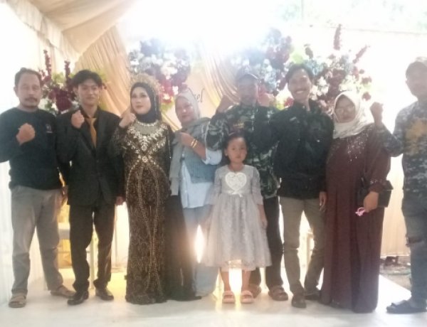 KELUARGA BESAR PS2M LEBAK BANTEN HADIRI RESEPSI PERNIKAHAN KELUARGA M. SUTISNA
