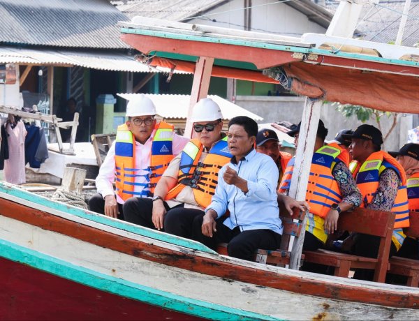 Respons Keluhan Warga, Gubernur Andra Soni Awasi Langsung Normalisasi Sungai Cibanten