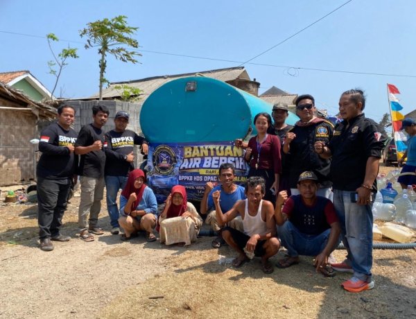 Hari Kedua Penyaluran Bantuan Air Bersih BPPKB HDS Wanasalam dan Malingping Disambut Antusias Warga Desa Muara Kp. Karang Kencana