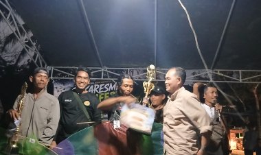 Anggota DPRD Pandeglang TB. Udi Juhdi, Bersama Forkopimcam Sukaresmi Hadiri Pelombaan Layang-Layang Didesa Pasirkadu