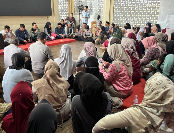 Puluhan Warga Datangi Kediaman Pemilik Toko Emas Mitra Makmur, Ini Penjelasan Kuasa Hukumnya