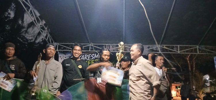 Anggota DPRD Pandeglang TB. Udi Juhdi, Bersama Forkopimcam Sukaresmi Hadiri Pelombaan Layang-Layang Didesa Pasirkadu