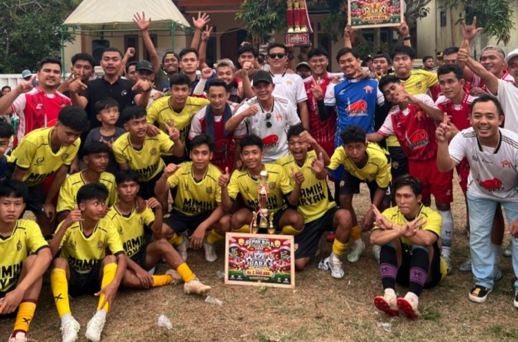 Laga Puncak Final Persik CUP 2026 Kp. Kubang Desa Surakarta Tim Sepak Bola Mitra Niaga Rebut Juara 1